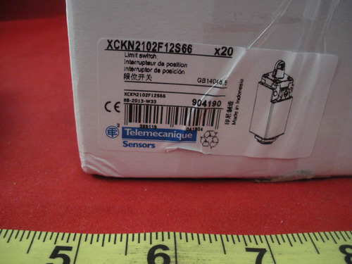 Telemecanique Xckn2102f12s66 Limit Switch Roller Cable G Sse