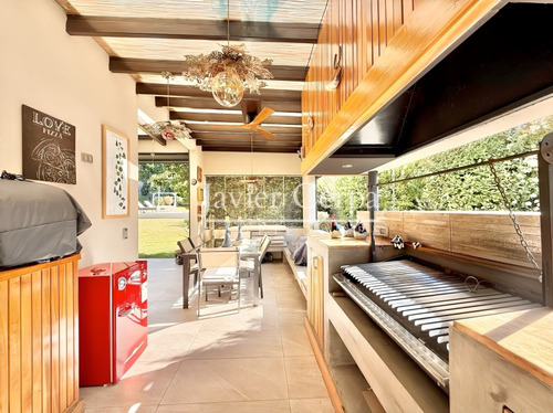Colegio Craighouse - Condominio Los Bravos