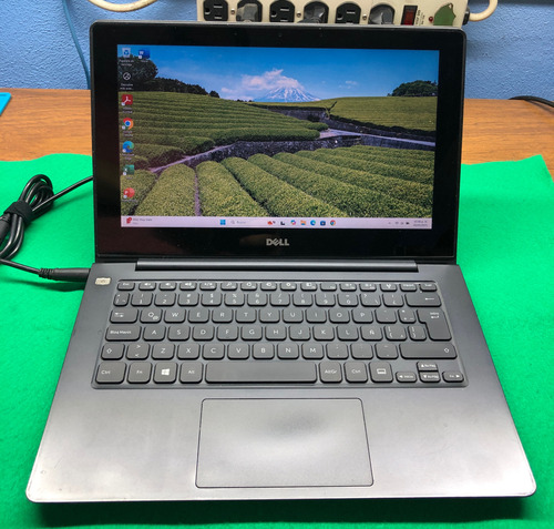 Laptop Dell Inspiron 11 3137 Touch 8 Ram 120 Ssd Celeron W11 Negro (Usado)