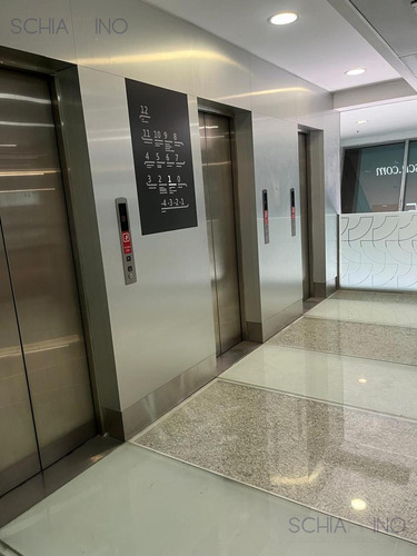 Edificio Comercial En Microcentro Con Frente A Av. 9 De Julio