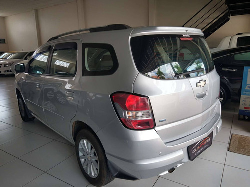 Imagem 8 de 15 de Chevrolet Spin 1.8 Lt 8v Flex 4p Automático