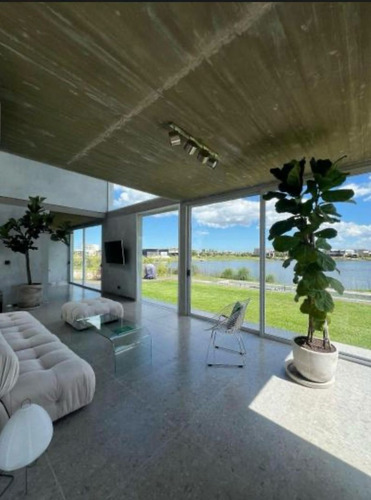 Casa En Venta En El Naudir, Escobar, G.b.a. Zona Norte