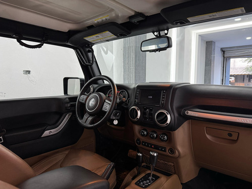 Jeep Wrangler 3.7 Unlimited Sahara 3.6 4x4 At