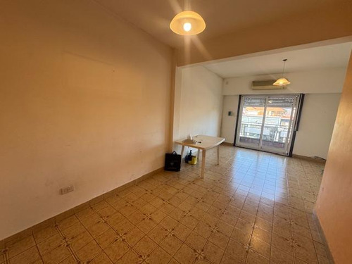 Departamento En Alquiler Ramos Mejia, 4 Ambientes, Apto Profesional