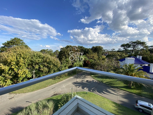 Imagen 23 de 25 de Rincon Del Indio, Penthouse En Venta!