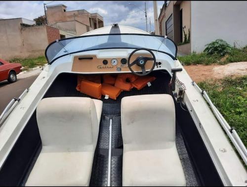 Imagem 3 de 4 de Lancha 70hp