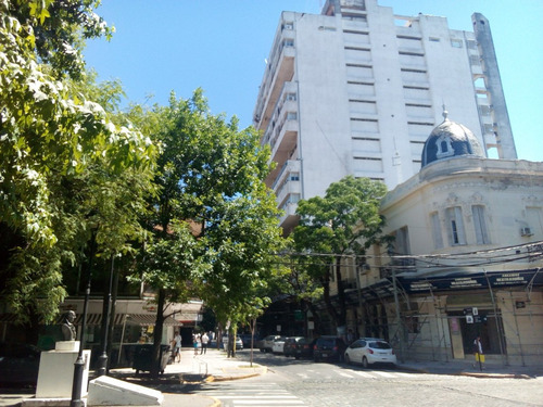 Cochera Cubierta Venta San Isidro Tribunales Tomo Vehículo
