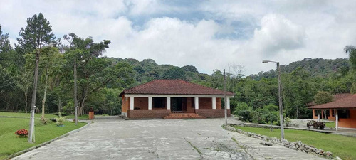 Imagem 5 de 14 de Lindo Sitio Em Mogi Das Cruzes!!!
