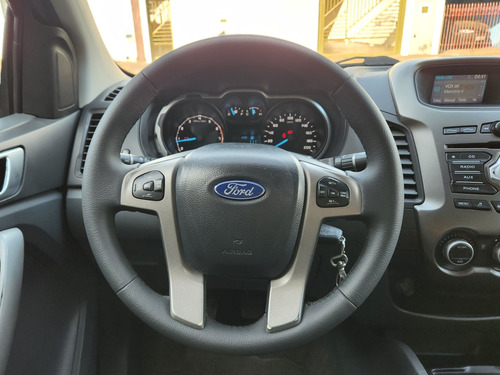 Ford Ranger 2.5 XLT 4X2 CD 16V FLEX 4P MANUAL