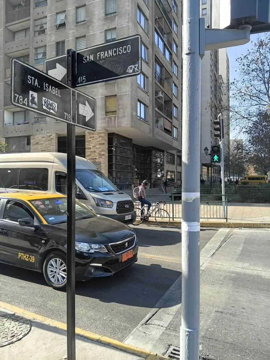 Imagen 4 de 28 de Departamento Amplio A Pasos Del Metro Diego De Almagro