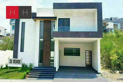 Casa En Venta Carolco Al Sur De Monterrey