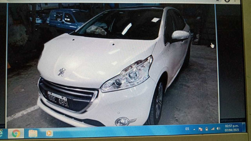 Peugeot 208 Feline 2014
