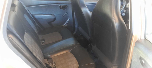 Hyundai I10 1.0 Gls Seguridad L Mt U$s4.000 Y 36cuotas