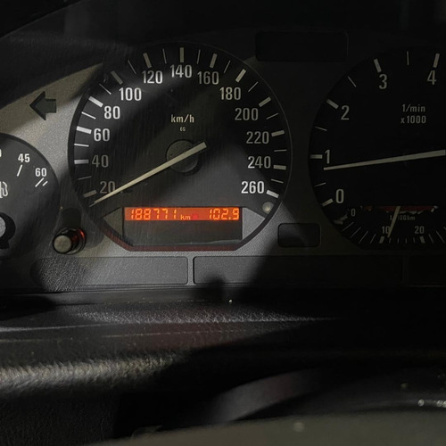 Imagen 14 de 16 de Bmw 325