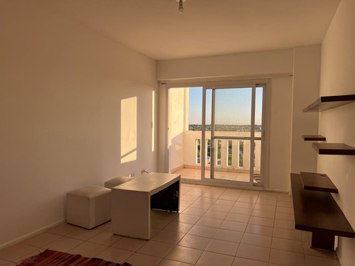 Dpto En Venta 3 Amb En Av. Centenario - Beccar (piso 13)