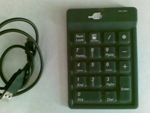 Calculadora + Teclado Numerico  Usb  Para Laptop  Y Pc