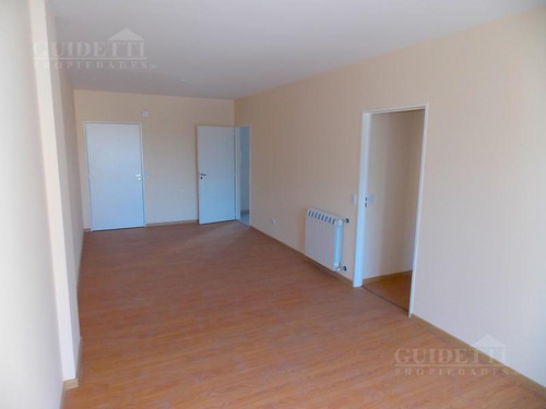 Semipiso A Estrenar 4 Ambientes 110m2 Balcon Aterrazado - Flores