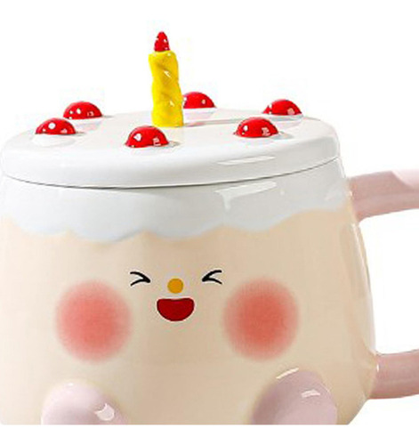 Taza De Té Y Taza De Café Con Tarta De Cumpleaños Y Tapa