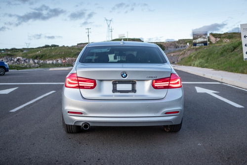 Imagen 5 de 15 de Bmw Serie 3 318 2018 Automático Plata, Como Nuevo