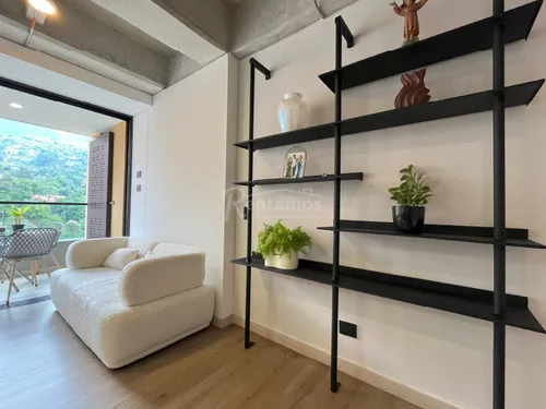 Apartamento En Venta En Loma De Los Mesa. Cod V776087