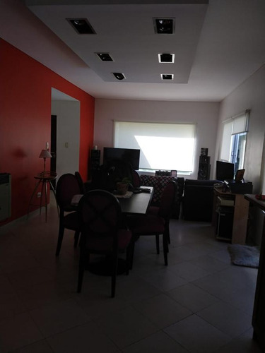 Casa En Venta En Club De Campo Los Rosales Canning