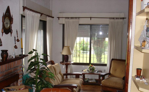Imagen 6 de 20 de Calle 1 Entre 12 Y 14 - Chalet 3 Dormitorios En Lote De 15x40