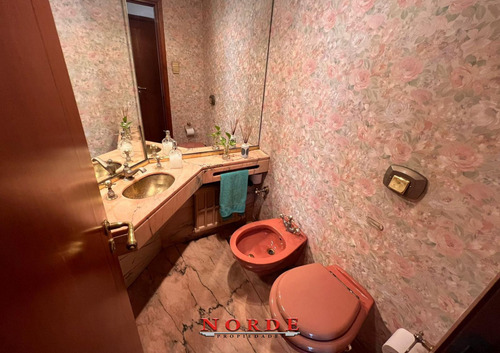 Venta Casa 5 Ambientes Barrio Naon Mataderos