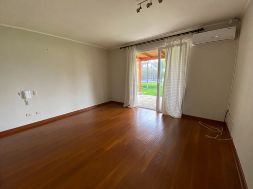 Casa Cond Los Robles 4 Dor + 4 Bañ + 4 Est + Pisci 700/140m2