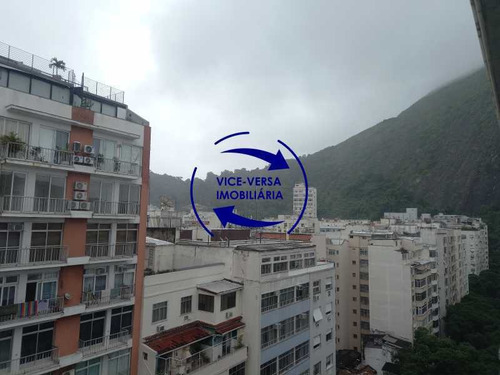 Imagem 9 de 15 de Segunda Quadra Da Praia, Rua Constante Ramos, Andar Único, 298 M², Salão, Sala Estar E Jantar, 4 Quartos (suíte), Dependências Completas, 4 Vagas Na Escritura. - 1429