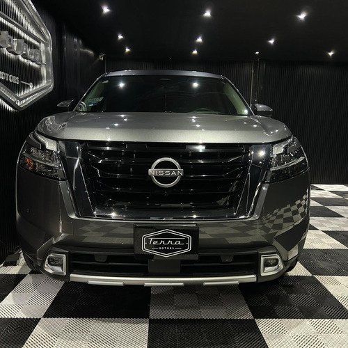 Nissan Pathfinder 3.5 Platinum 4x4 At
