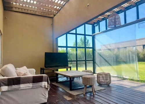 Alquiler Casa 3 Dormitorios Barrio Privado Mirador De La Tahona Ruta Interbalnearia Km 23,5 Piscina!