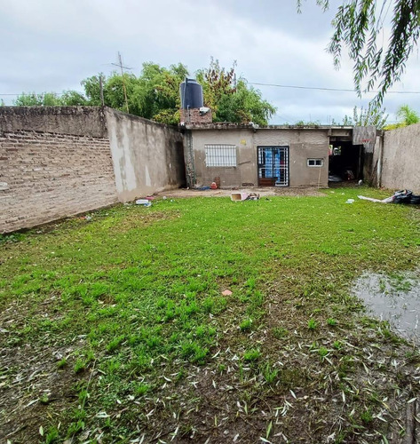 Venta De Casa En Virrey Del Pino.