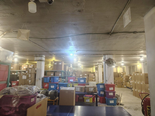 Bodega 3715m2 En 3 Niveles Con 52 Estacionamientos