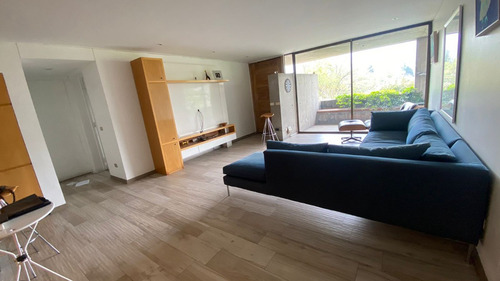 Exclusivo Triplex En Edificio Moderno, Ideal Para Familias