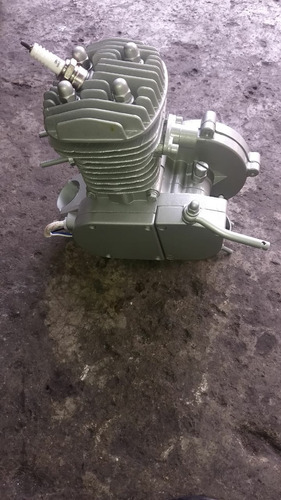 Imagen 5 de 8 de Motor De Gasolina Para Bicicleta 80 C.c.
