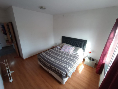 Casa De 4 Ambientes Y Consultorio U Oficina En Venta En Lomas Oeste, Cochera Y Terraza Con Parrilla