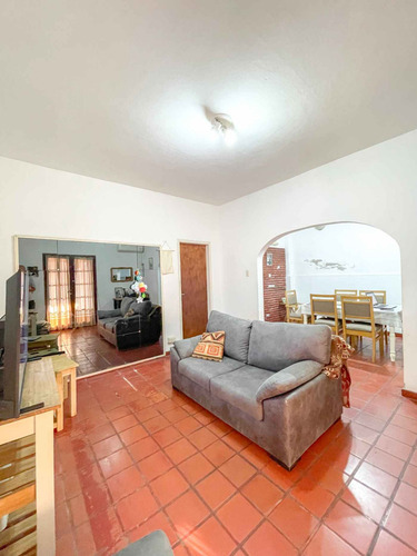 Casa En Venta En Pergamino Con Patio