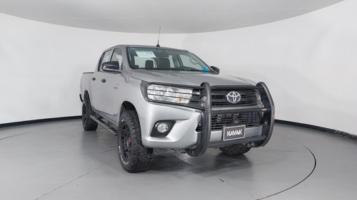 Toyota Hilux 2.8 DIESEL 4WD DOBLE CABINA