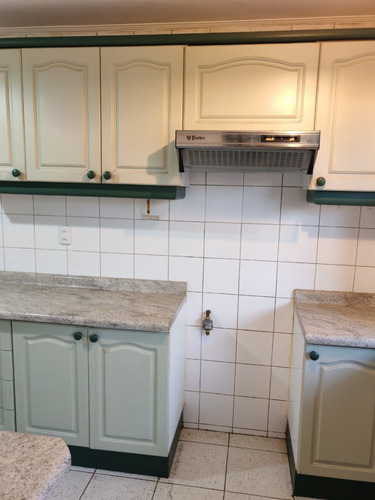 Departamento Amplio Con 2 E . Av.alemania Incluye G.comunes