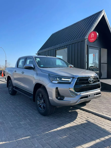 Toyota Hilux 2.8 Cd Srv 177cv 4x4