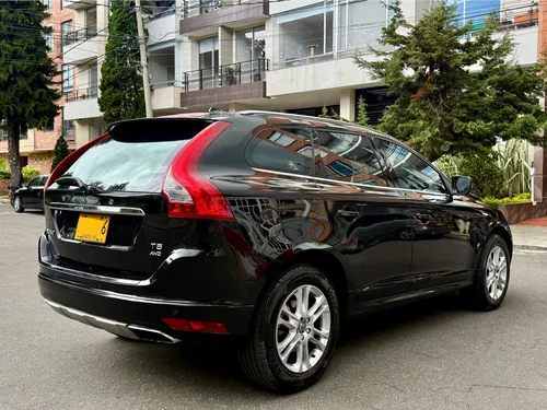 Volvo XC60 2.5 T5 Awd Summum