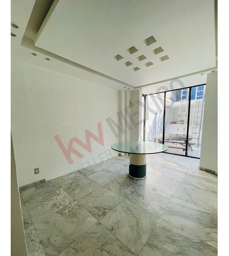 Casa En Venta En Narvarte Cdmx, Cuenta Con Celdas Solares, Lo Que Genera Un Ahorro Muy Importan...