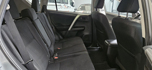 Toyota RAV4 2.5 Le At