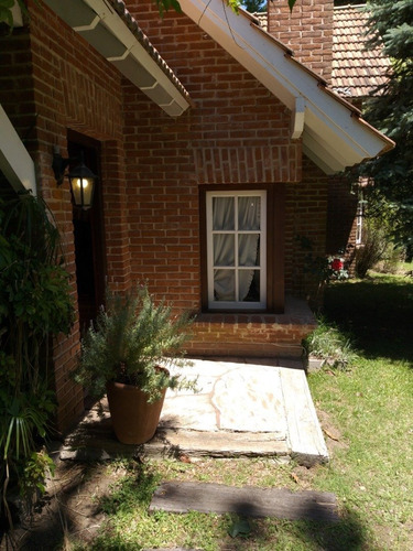Imagen 2 de 30 de Tradicional Casa En Zona Norte Residencial Suite Hidro