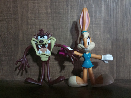 2 Bonecos Bunny E Taz Usados Na Condição Das Fotos (Usado)