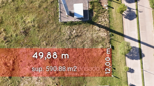En Venta Terreno Sobra Avd Pedro Ramos. Tapalqué