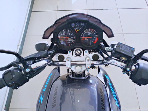 Imagen 10 de 16 de Yamaha Ybr 125 Z 0km 2023 Ybr125 Gris Negro Street Motonet