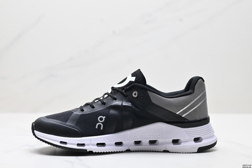 On Running Cloudrunner Cloud 5 Zapatillas Negras