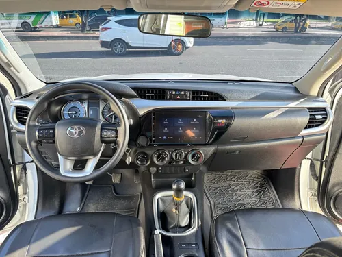 Toyota Hilux Srv 2.4 4x4 Mt Euro 6 Publica