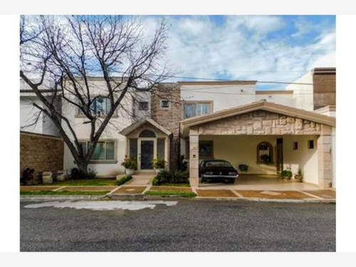 Imagen 1 de 12 de Casa Sola En Venta Res Las Isabeles